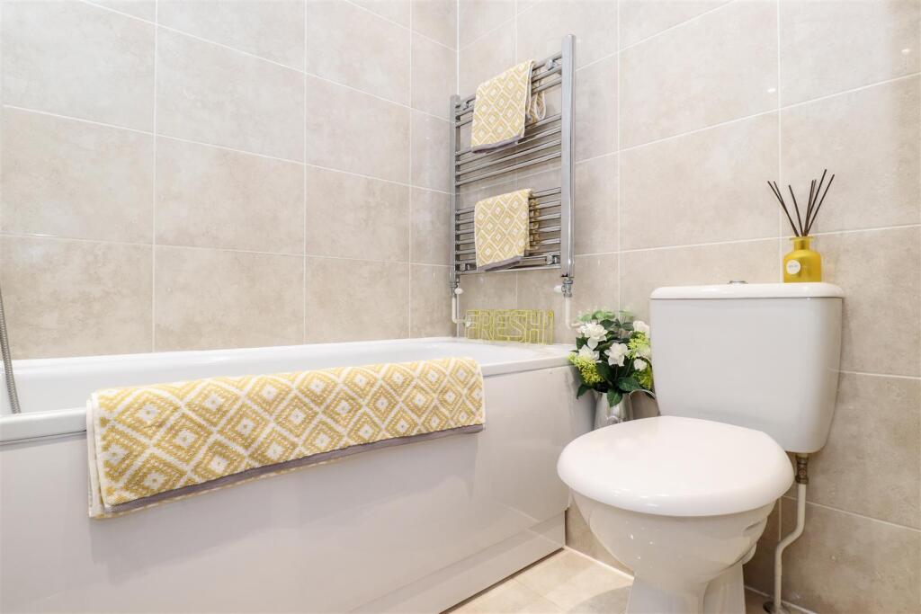 Main Bathroom