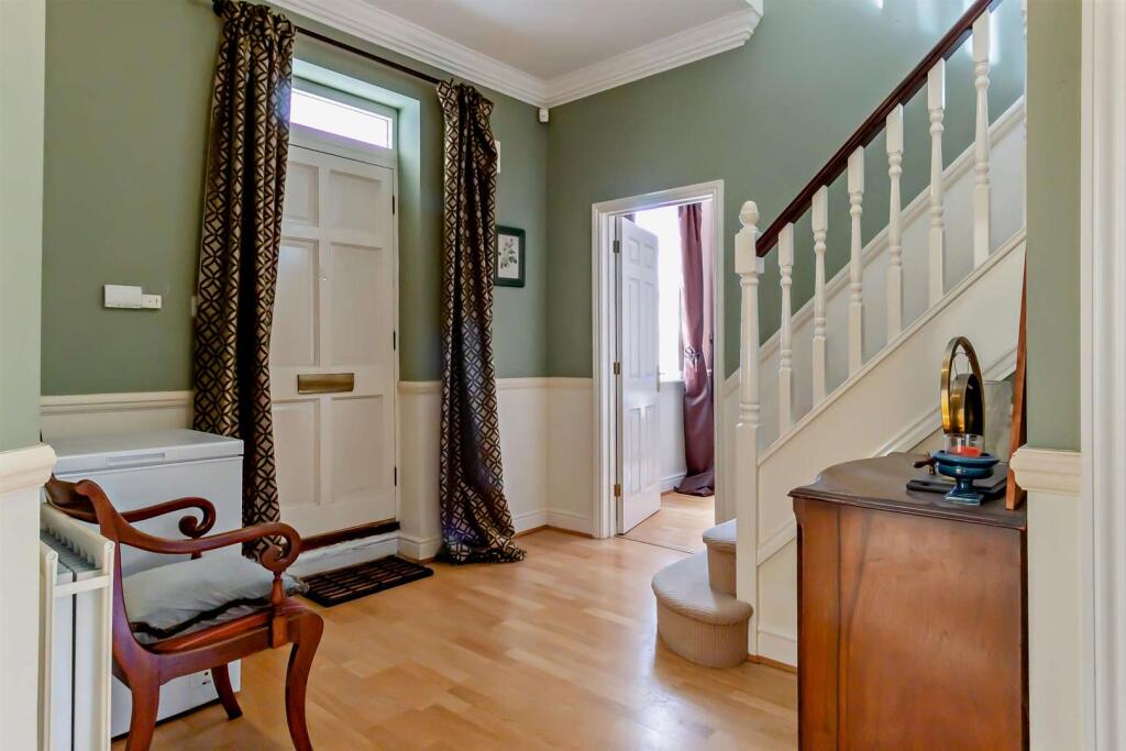 8665184-interior03-800.jpg