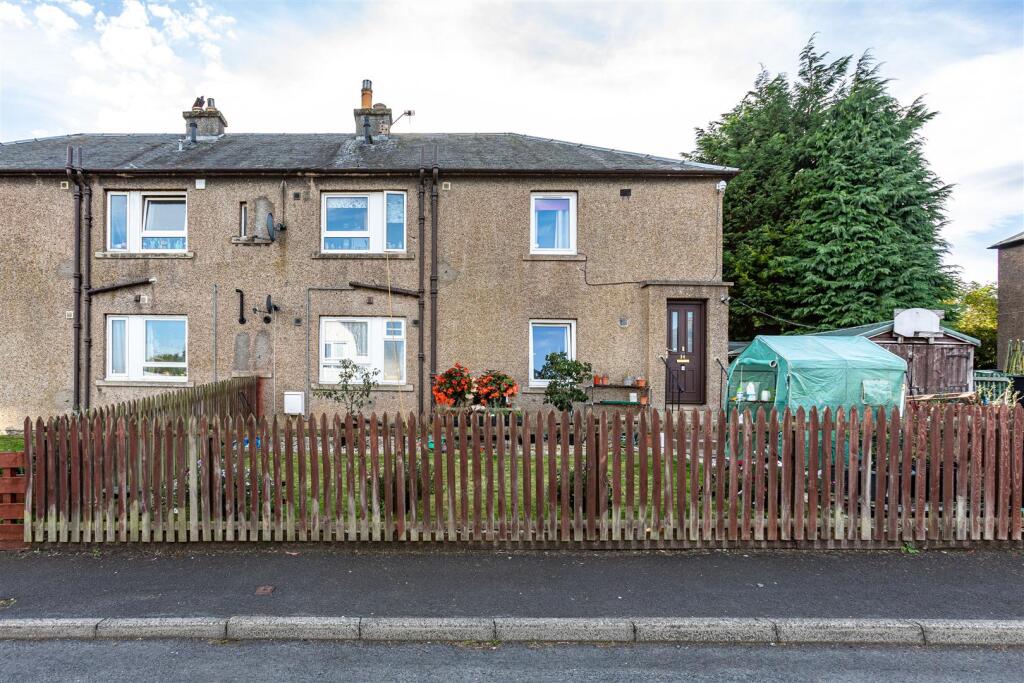 16 Eildon Terrace Outsides 03.JPG