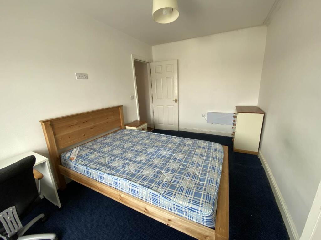 Bed 1