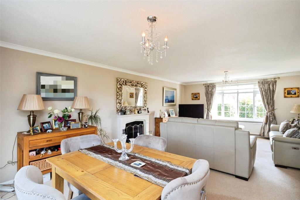Dining/Living Room
