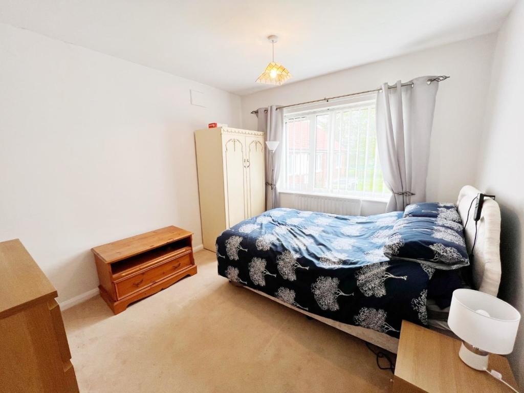 Bedroom.jpg