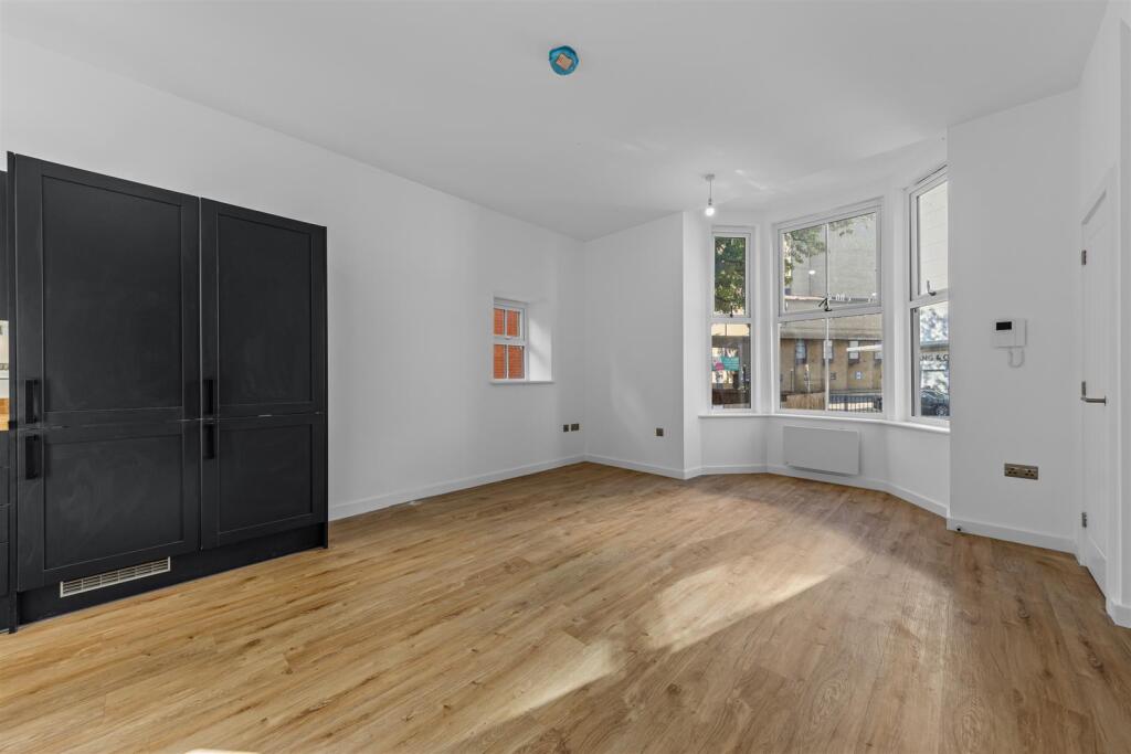 DerngatePlace-Plot5-09.jpg