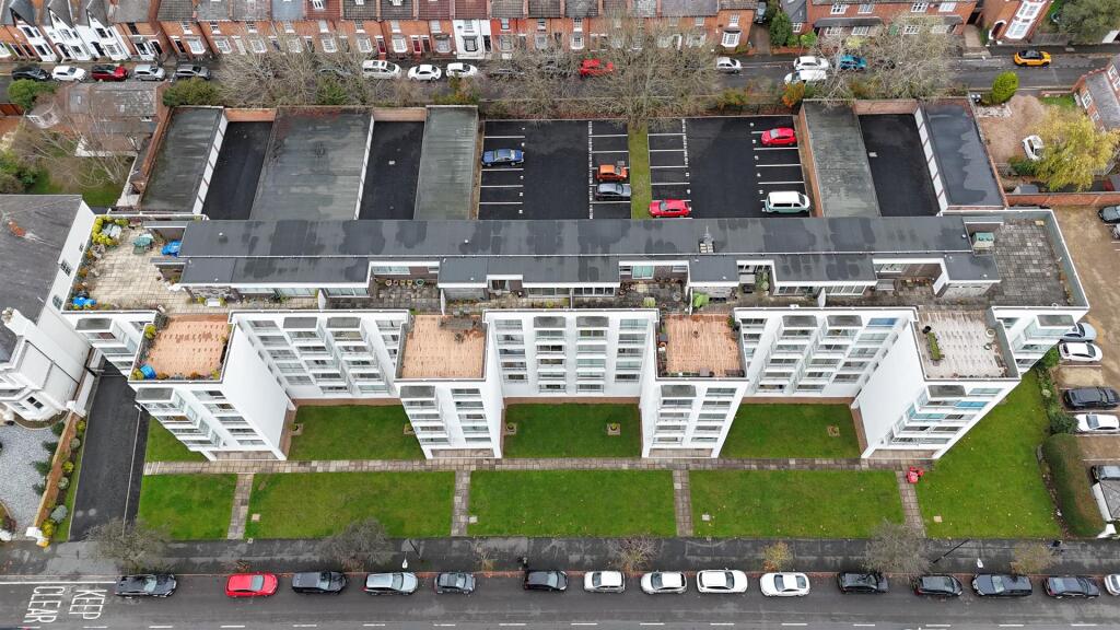 44 Regency House-23.jpg