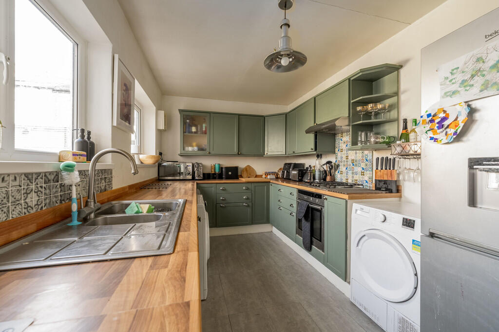 32 Lightfoot Stre...