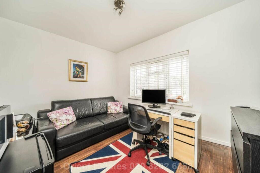 Cheyne Walk, London