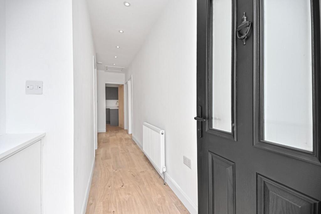 33 Ridgmont Drive Entrance (3).jpg