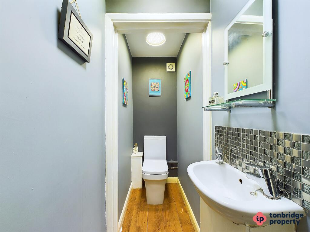 CAM03742G0-PR0013-STILL029