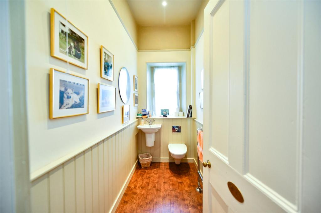 Ground Floor Wc