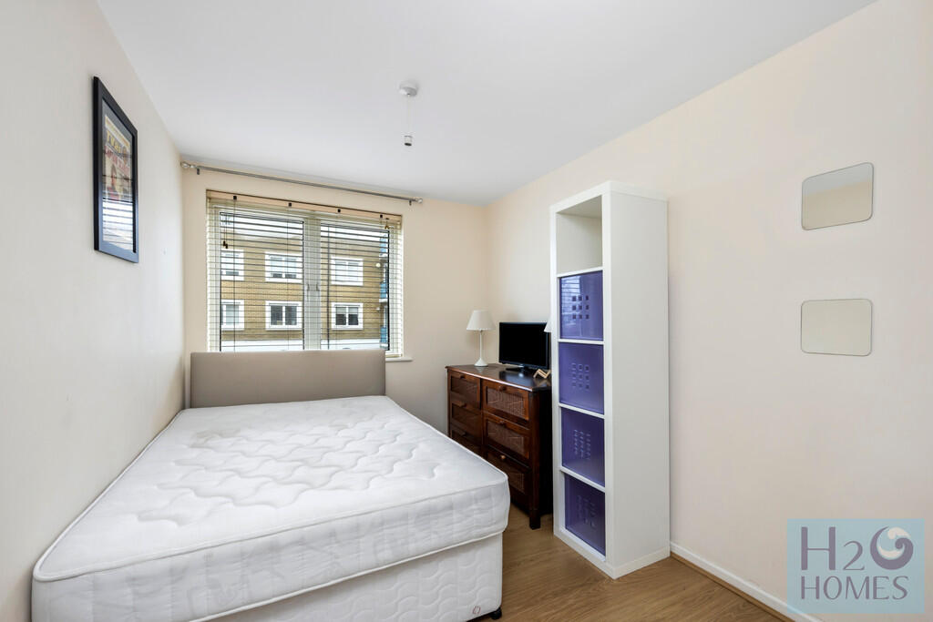 The Strand, Merto...