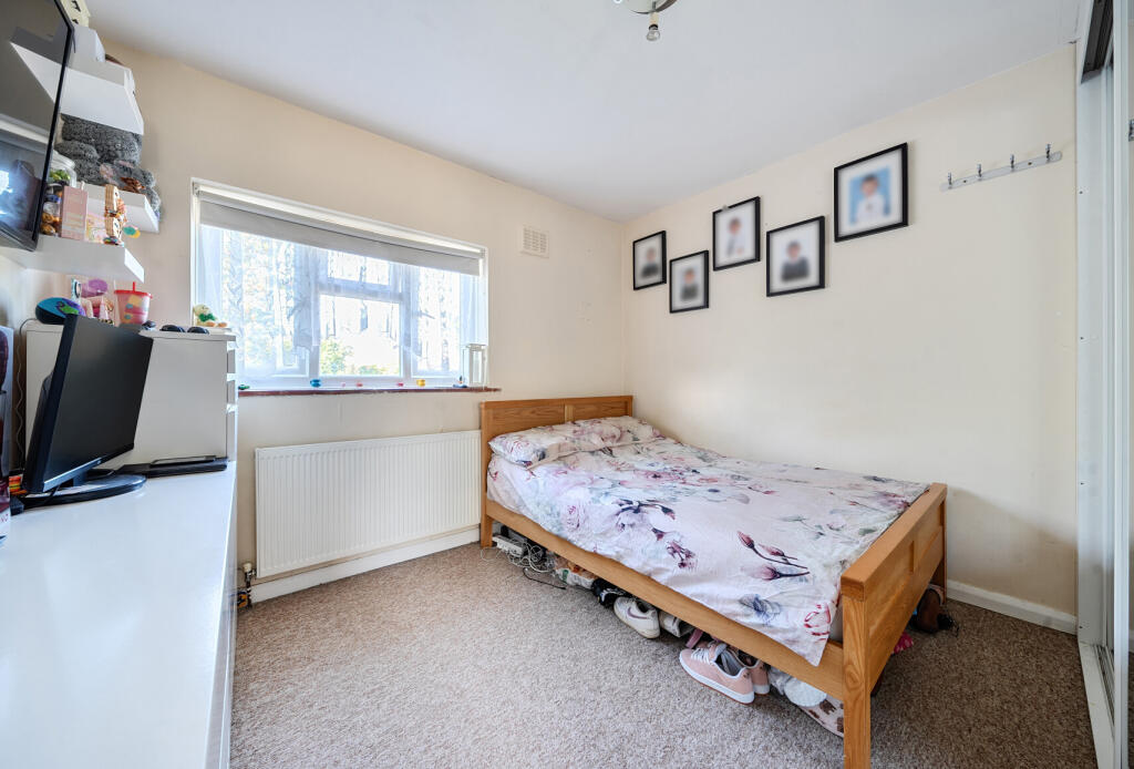 1353403-15-68c3e9...