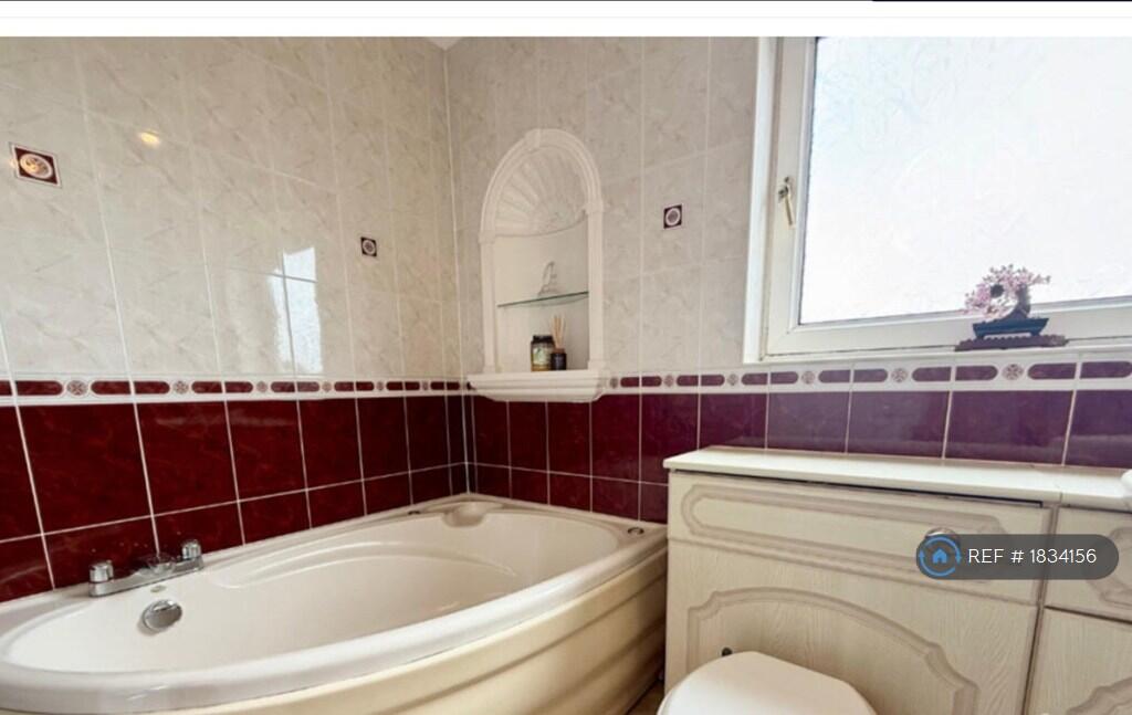 Bathroom 9¿9¿X5¿7¿