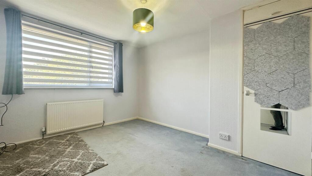 38d9578b--4405-926B-DFAD8F3F5E1A-37016-00000BACC66