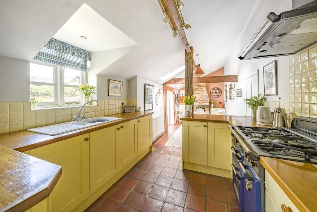 Kitchen/Breakfast