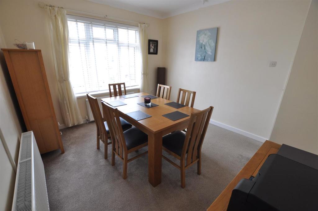 Dining Room.JPG