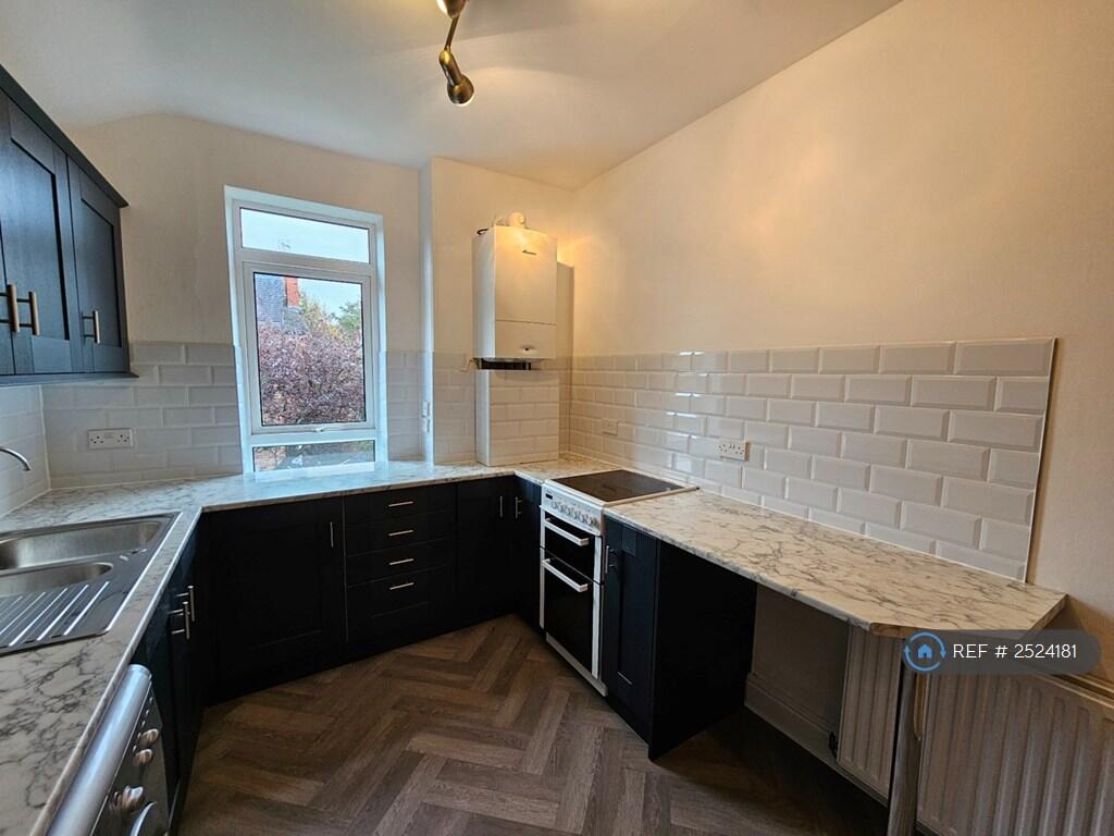 Kitchen (2)