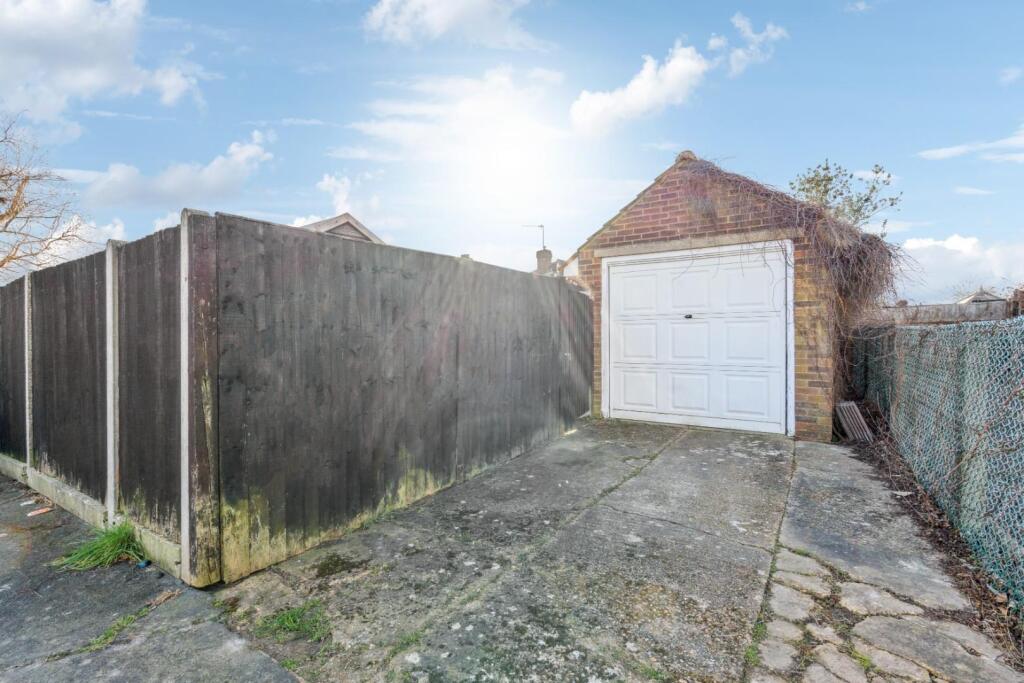 Garage &amp; Parking