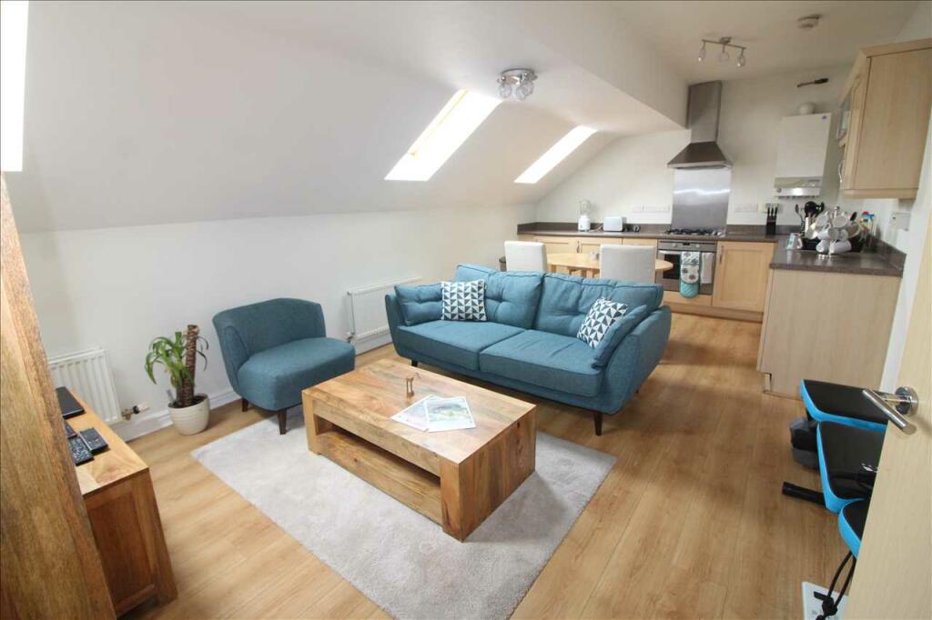 LOUNGE AREA 128 x 12