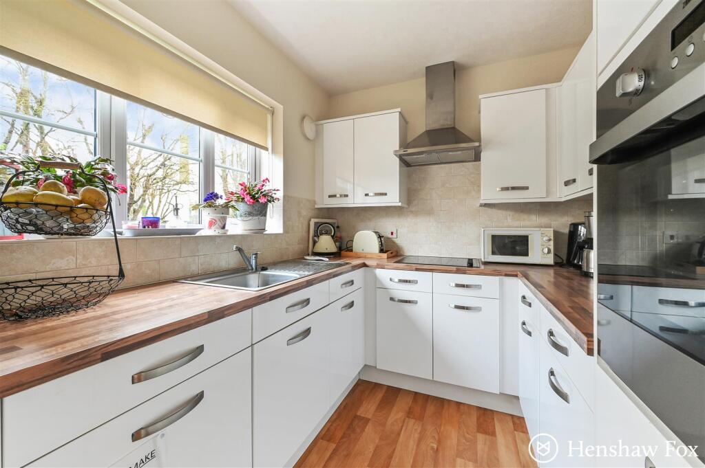 Ph1_5638019 - Copy.jpg