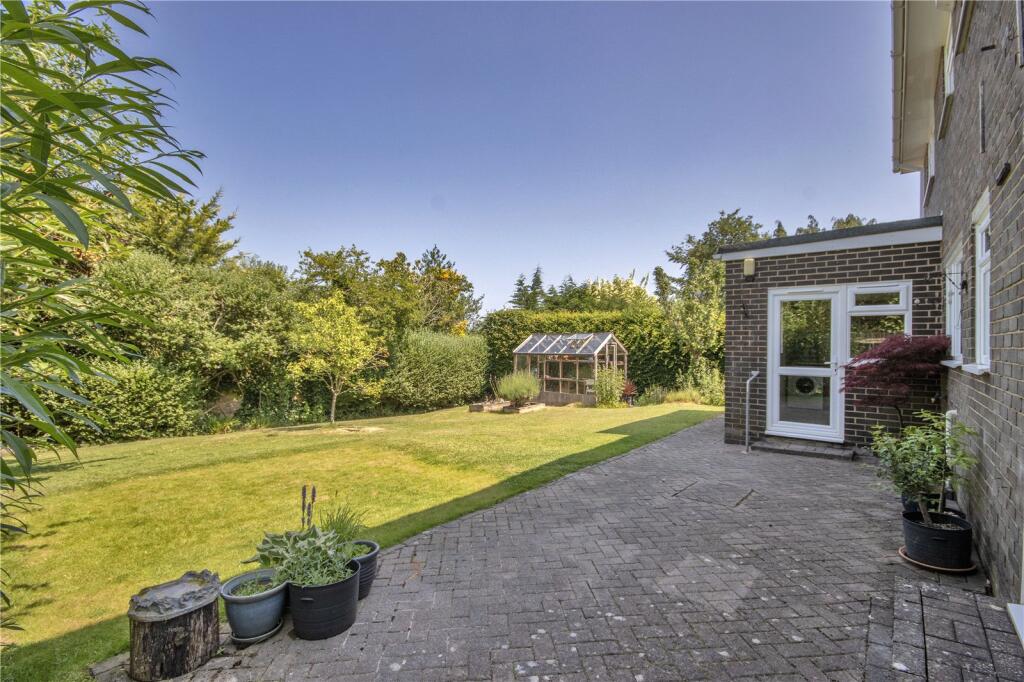 Terrace &amp; Garden