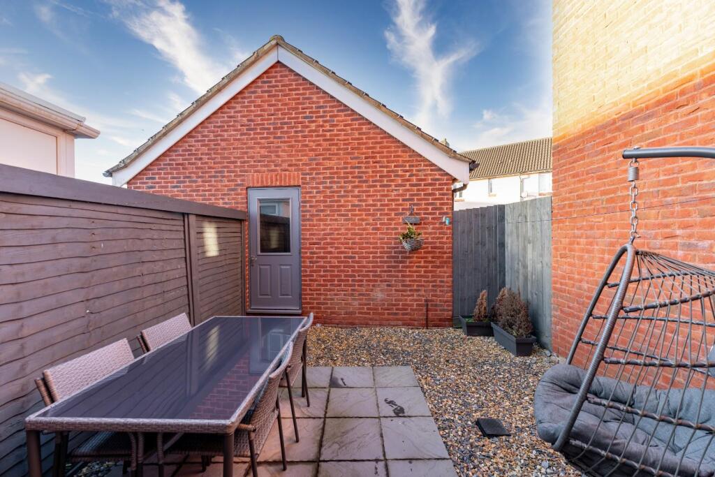 1.12 - rear garden.jpeg