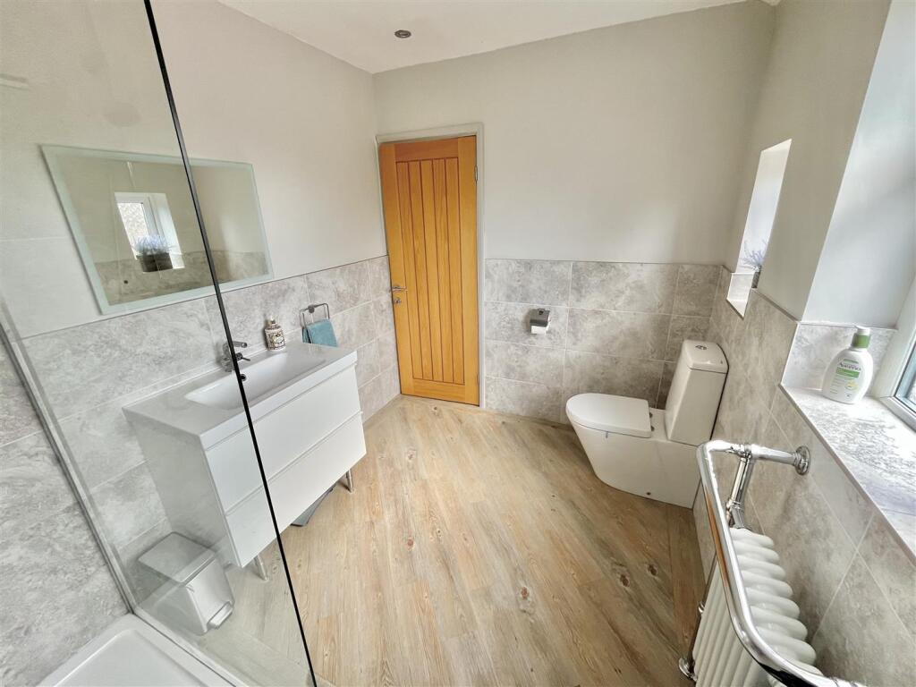 Shower Room Aspect 2