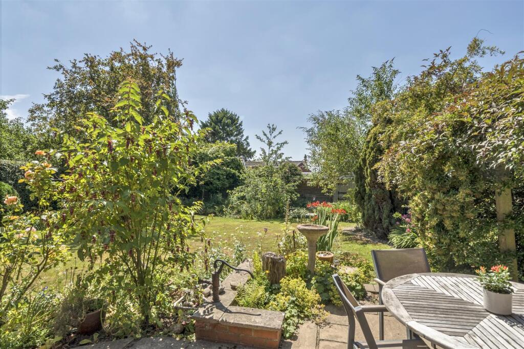 5 Well Lane, Blackfordby
