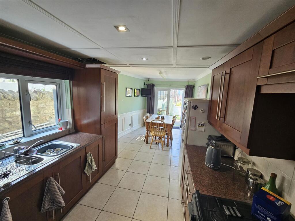 Kitchen Breakfast Room