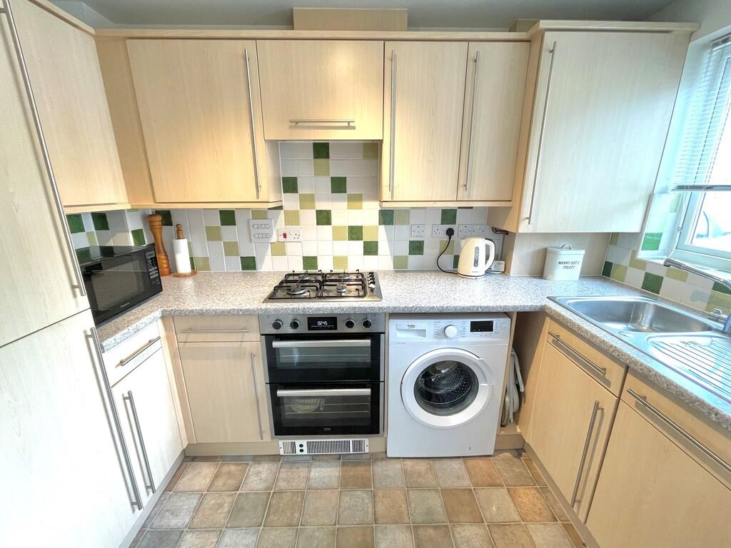 5 The Limes Kitch...