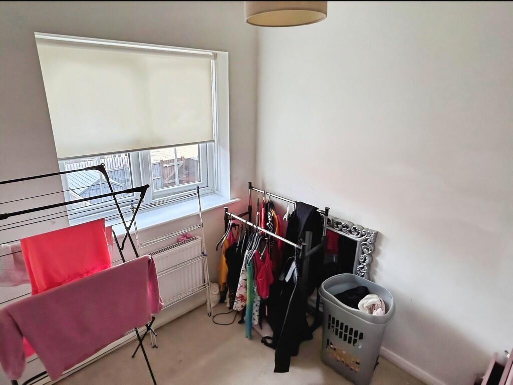 1aad2027-WhatsApp...