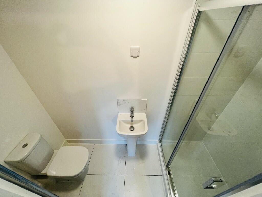 Bed 4 Ensuite