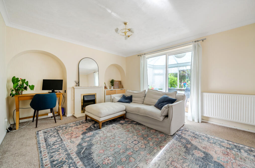 1365944-10-68f60a...