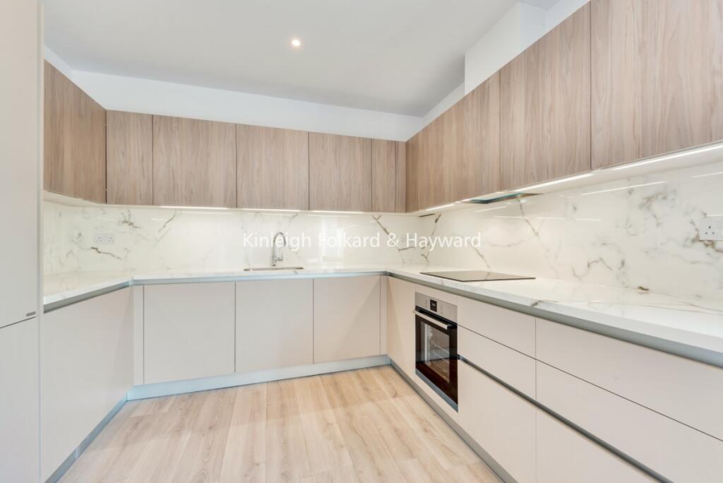 0190e84b-d500-49d2-9