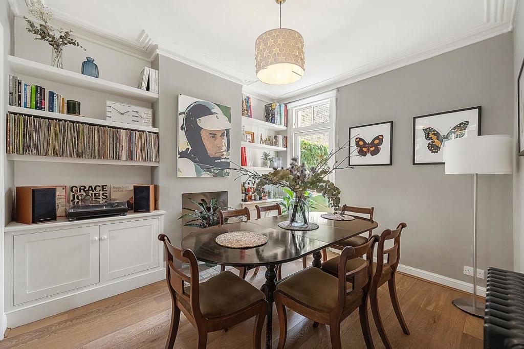 Dining Room (1).jpg
