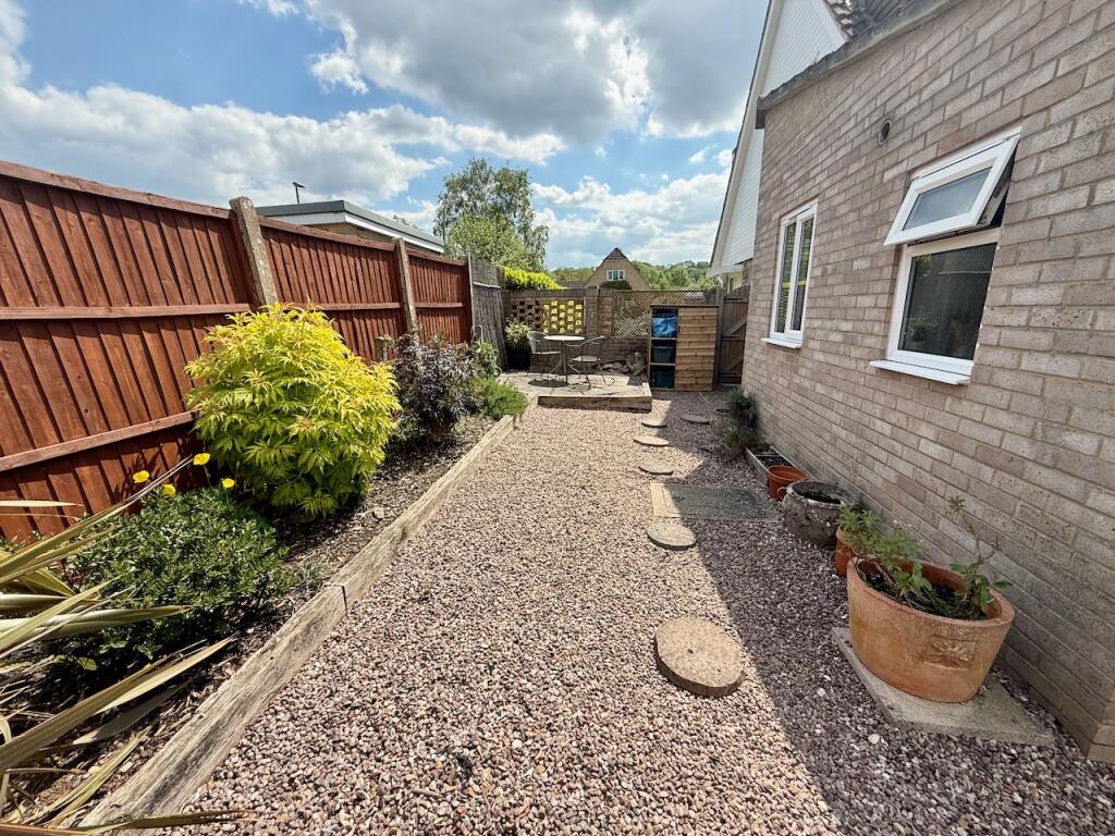 Side garden