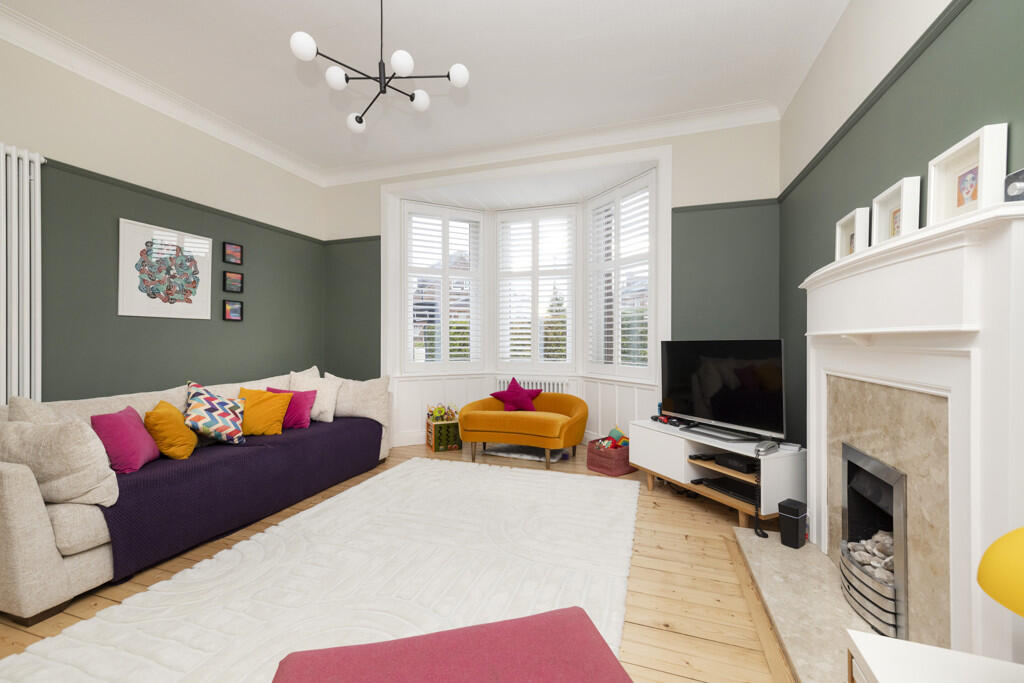 Sitting Room 1 - 28 Cadogan Road