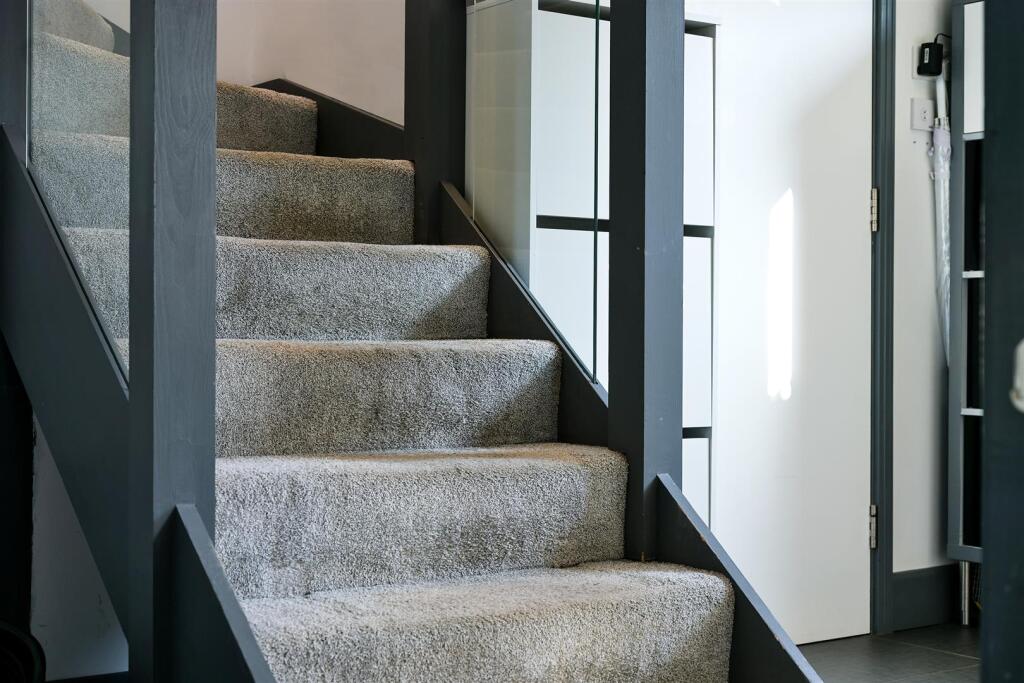 ASHCOMBE TERRACE, 12- (21).jpg