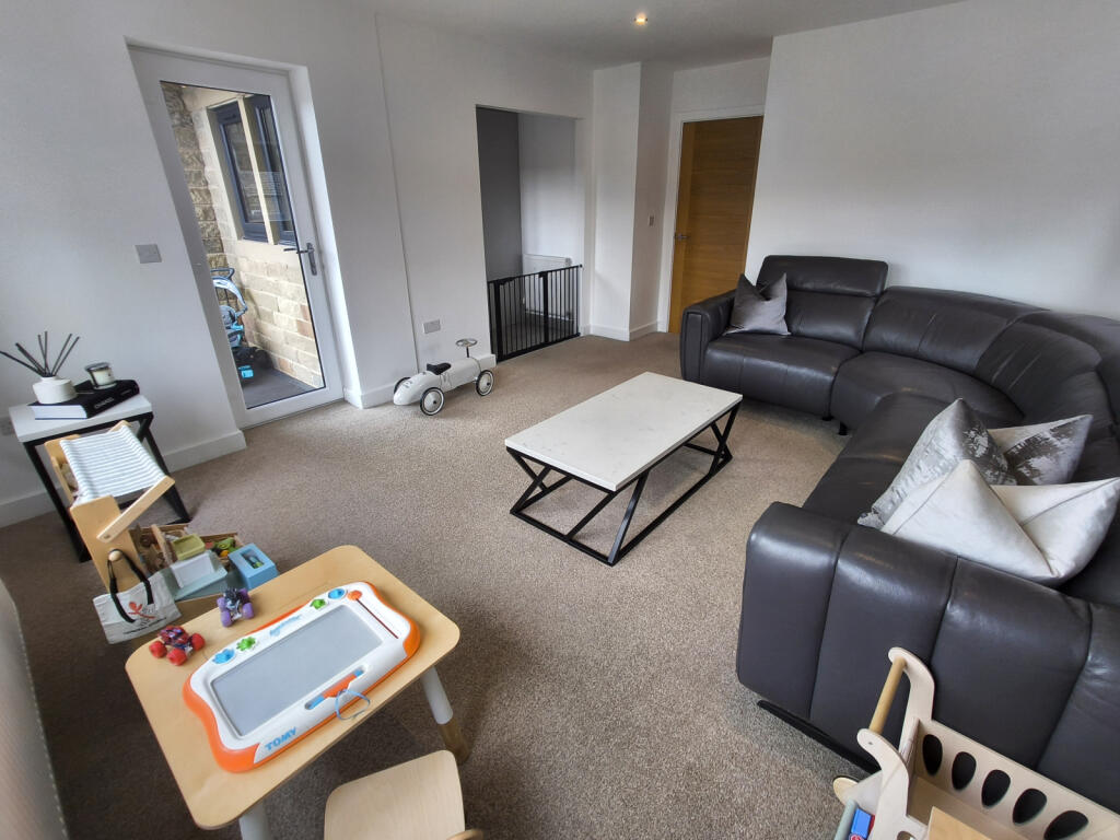 Lounge 2