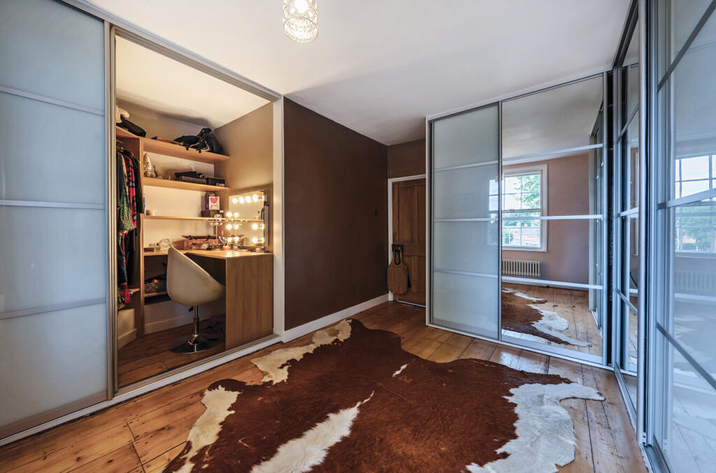 1329704-12-688927...