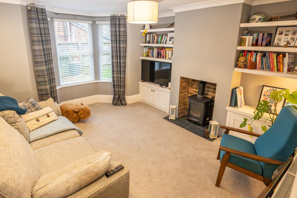 Photo 4 - Living Room