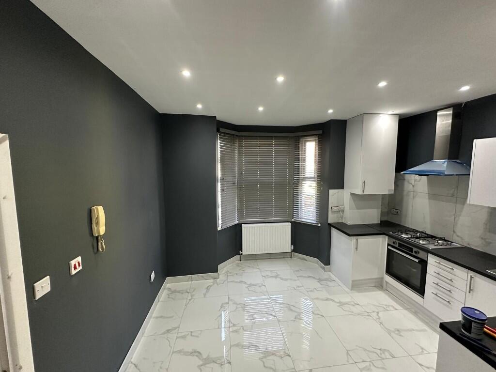 Victoria Road, Bedford, Bedfordshire, MK42