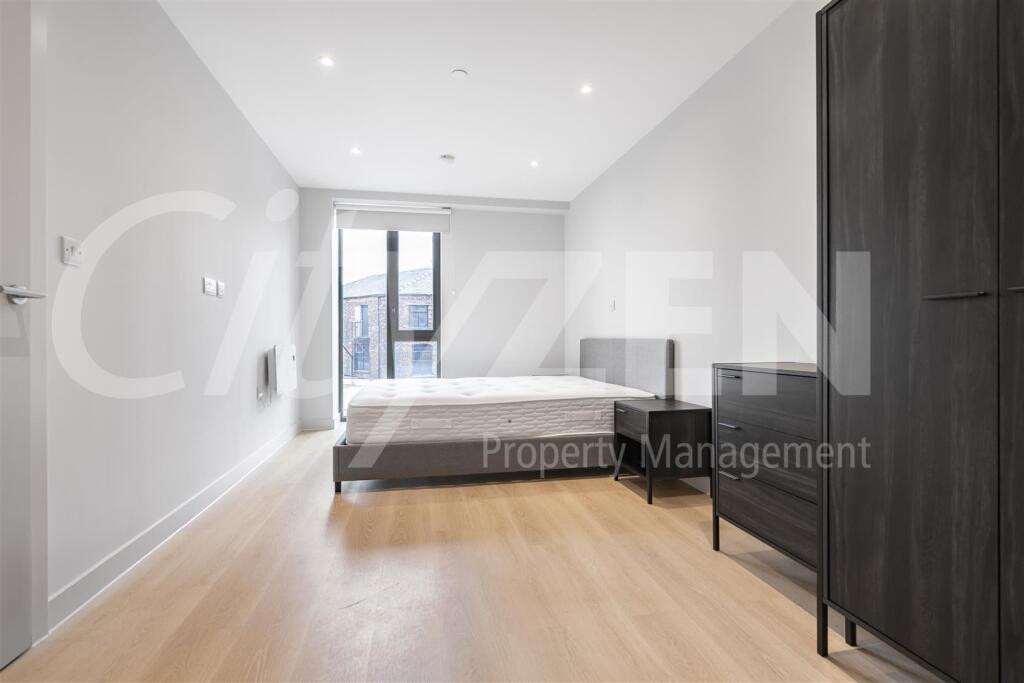 BEDROOM (SIMILAR APARTMENT)