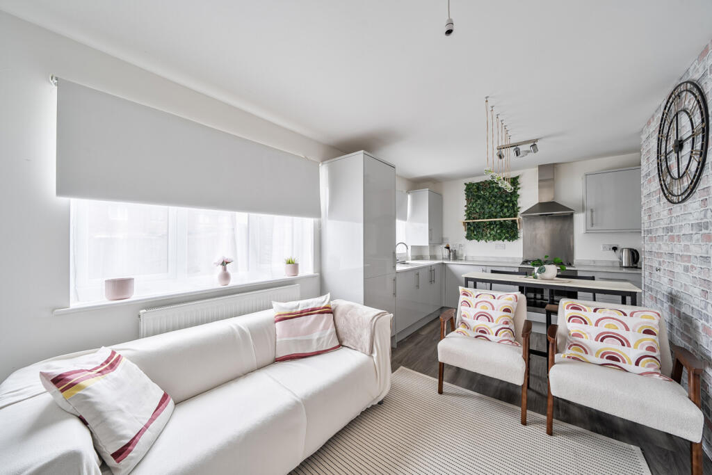 1392951-15-69414d...