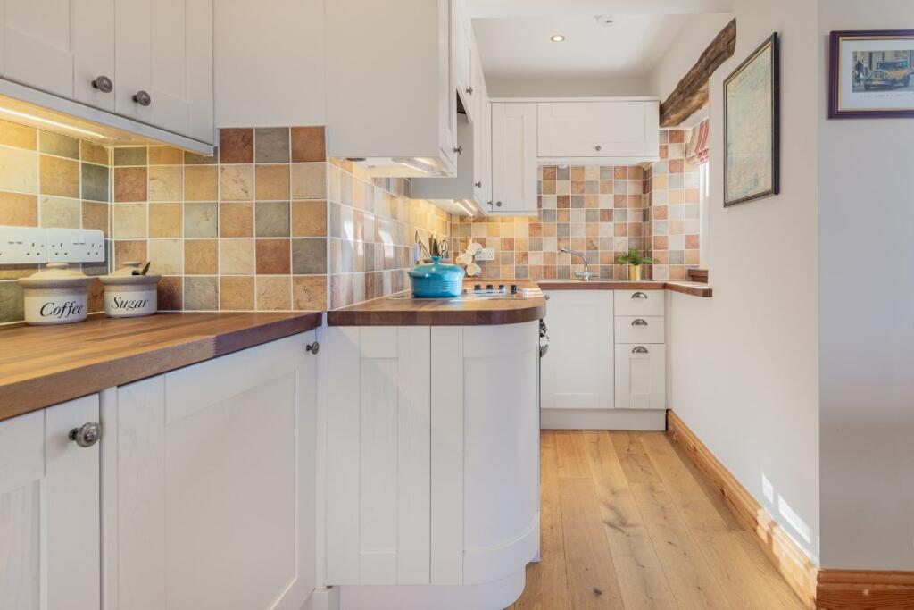 The Cottage - Kitchen