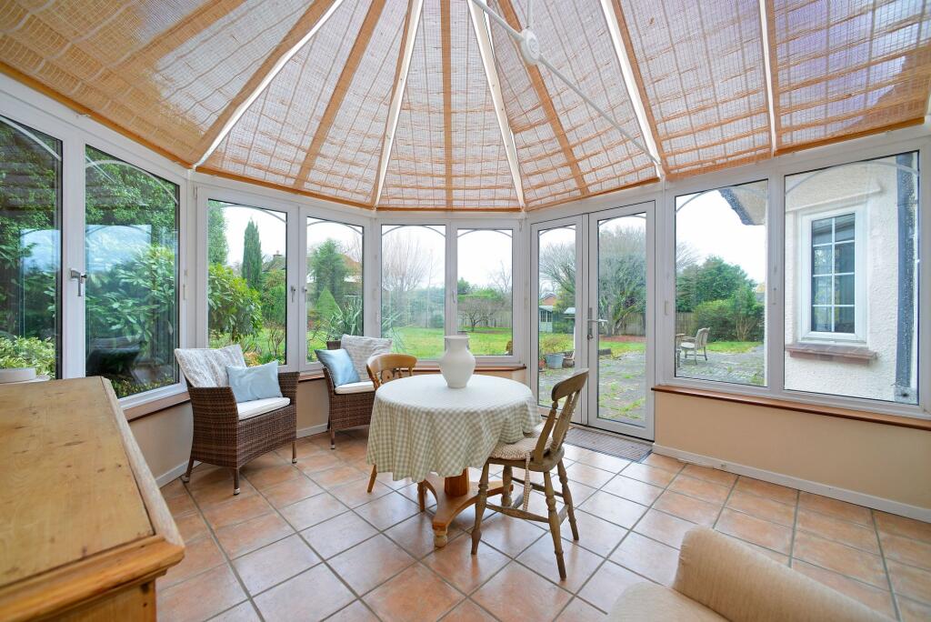 The Ridgeway, Cranleigh, GU6