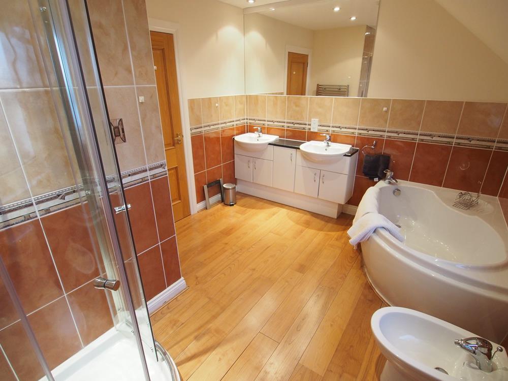 Master En-suite