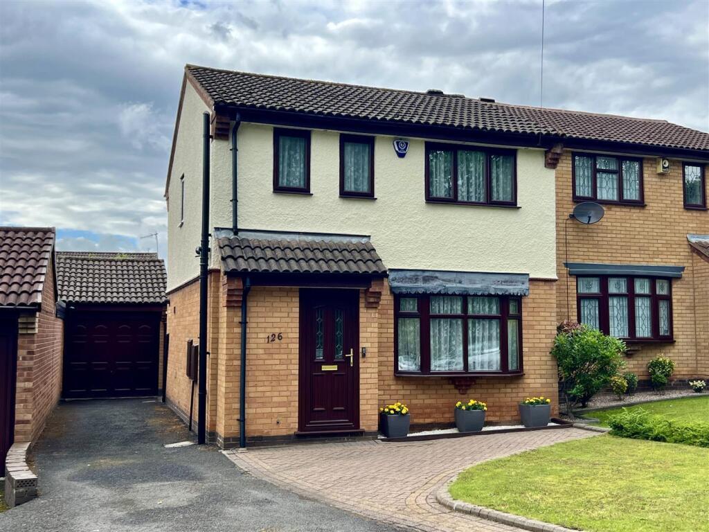 Lodgefield Road Halesowen 1.jpg