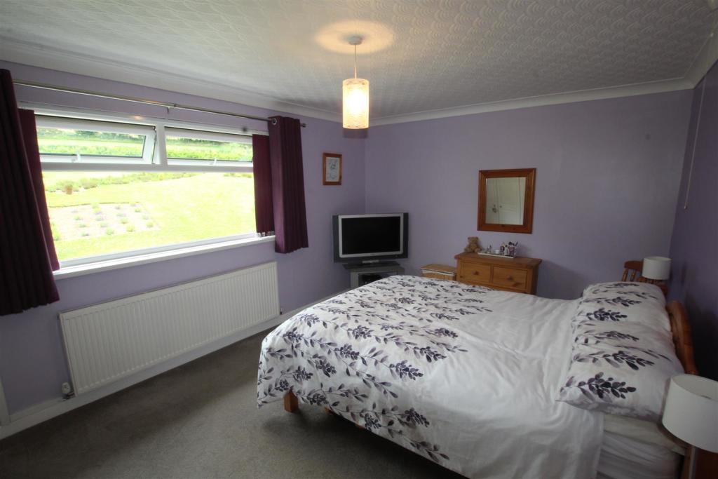 bed 1.JPG