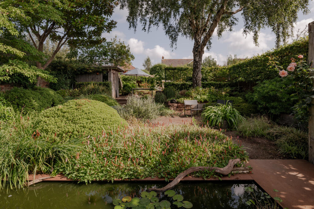 232398 - WR.hr-5.jpg