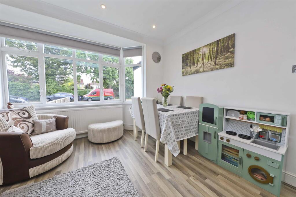 Living / Dining Room